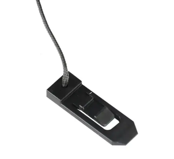 Replacement plug / clip for slide-in fin